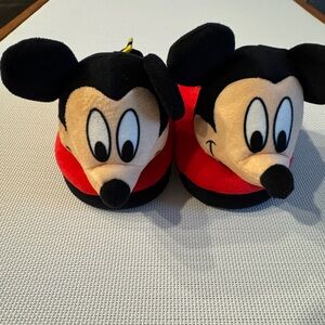 Disney Junior MICKEY MOUSE Toddler Slip-On Slippers - Size L
